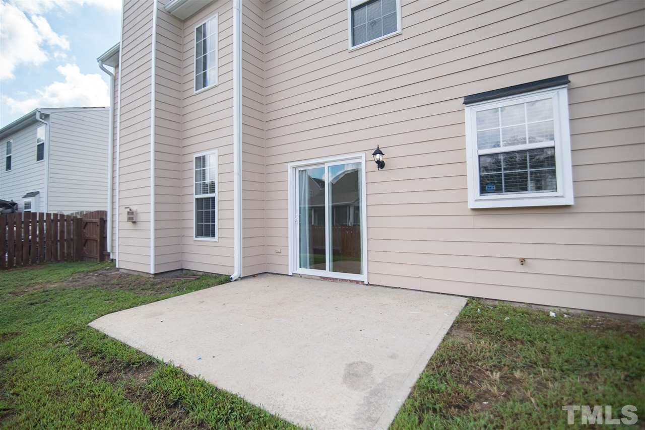 5525 Keowee Way Raleigh, NC 27616 - Photo 22 of 23 Whether you're dining, entertaining or lounging, you'll love spending time out on this patio!