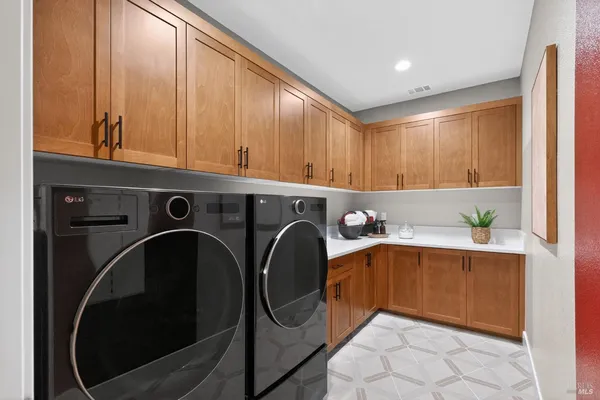 $868,500 | 627 Beyers Street, Oakley, CA 94561