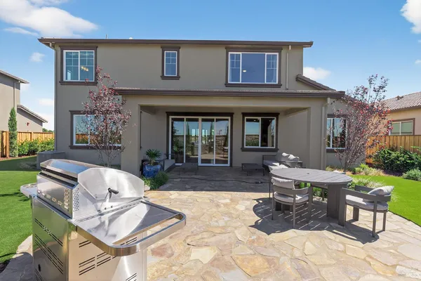 $868,500 | 627 Beyers Street, Oakley, CA 94561