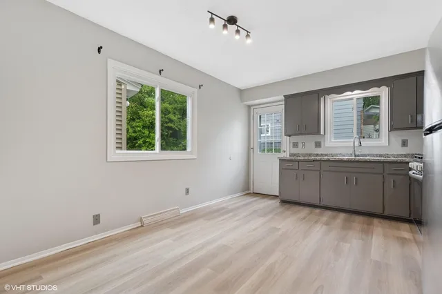 $515,000 | 510 Shadyside Circle, Hopkins, MN 55343