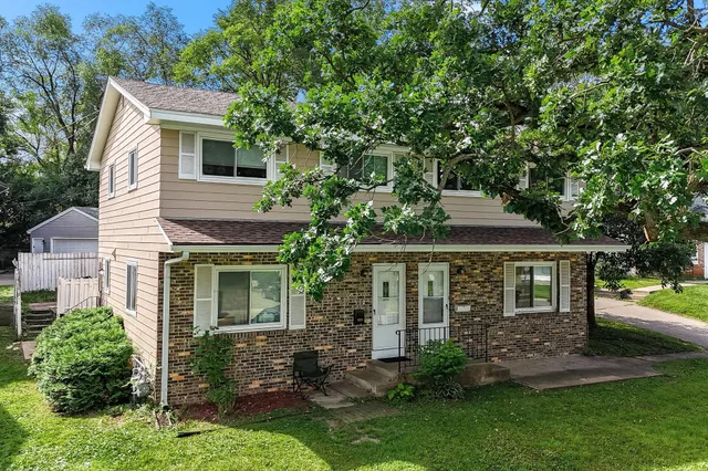 $515,000 | 510 Shadyside Circle, Hopkins, MN 55343