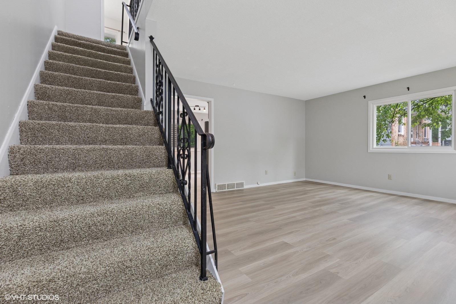 510 Shadyside Circle Hopkins, MN 55343 - Photo 7 of 60