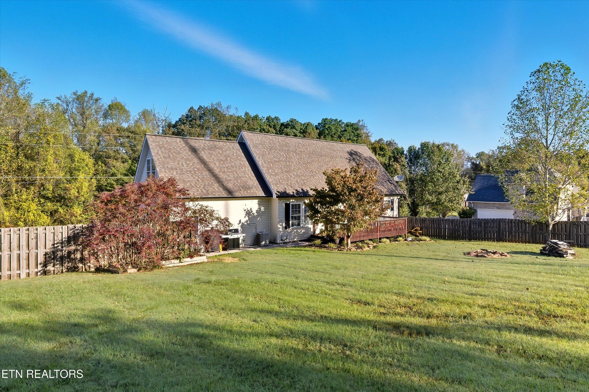 144 Huntington Lane Heiskell, TN 37754 - Photo 26 of 35 a view of a golf course with a house