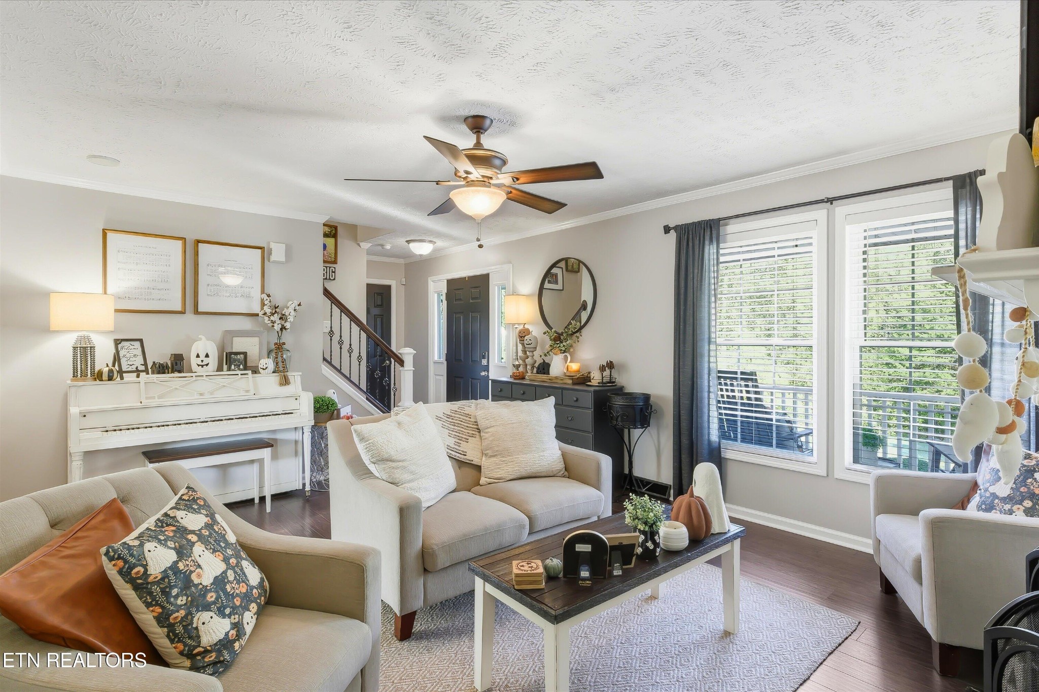 144 Huntington Lane Heiskell, TN 37754 - Photo 8 of 35 a living room with furniture and a large window