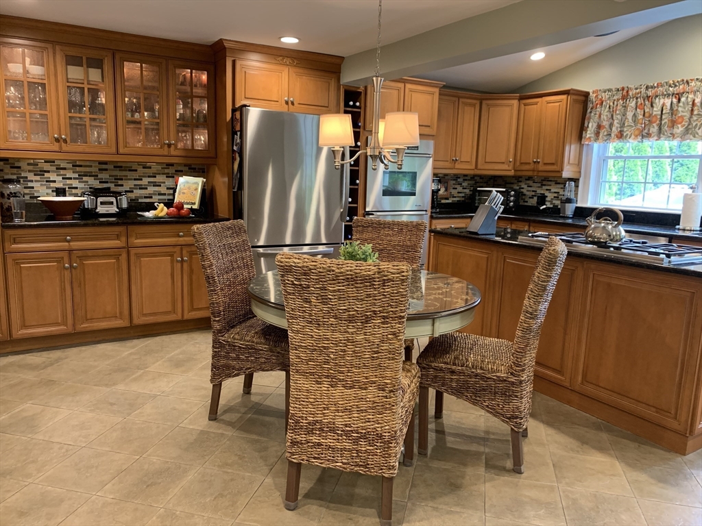 5 Burbank Road Medford, MA 02155 - Photo 4 of 36 Gallery Image 4
