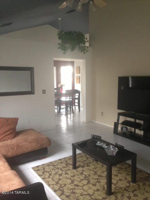 5421 South Wembly Road Tucson, AZ 85746 - Photo 4 of 12 Gallery Image 4