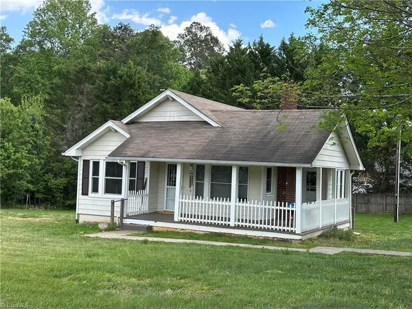 $225,000 | 286 Cartpath Road, North Wilkesboro, NC 28659