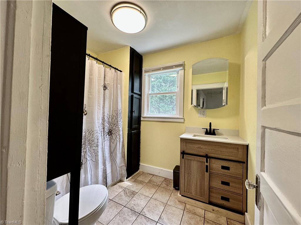 286 Cartpath Road North Wilkesboro, NC 28659 - Photo 14 of 26
