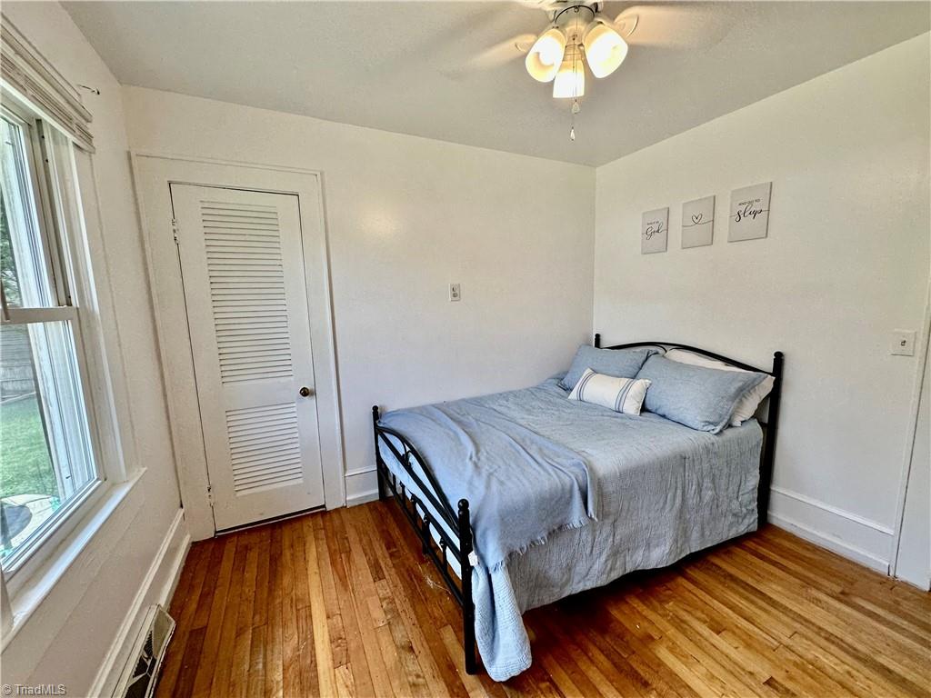 286 Cartpath Road North Wilkesboro, NC 28659 - Photo 17 of 26 This bedroom has large walk-in closet.