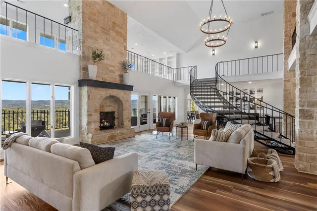 $1,649,999 | 493 Shady Drive, Branson, MO 65616