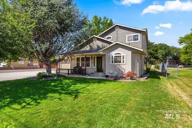 $485,700 | 2620 Meadow Avenue, Caldwell, ID 83605