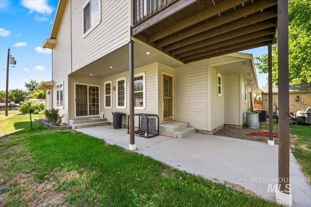 $485,700 | 2620 Meadow Avenue, Caldwell, ID 83605