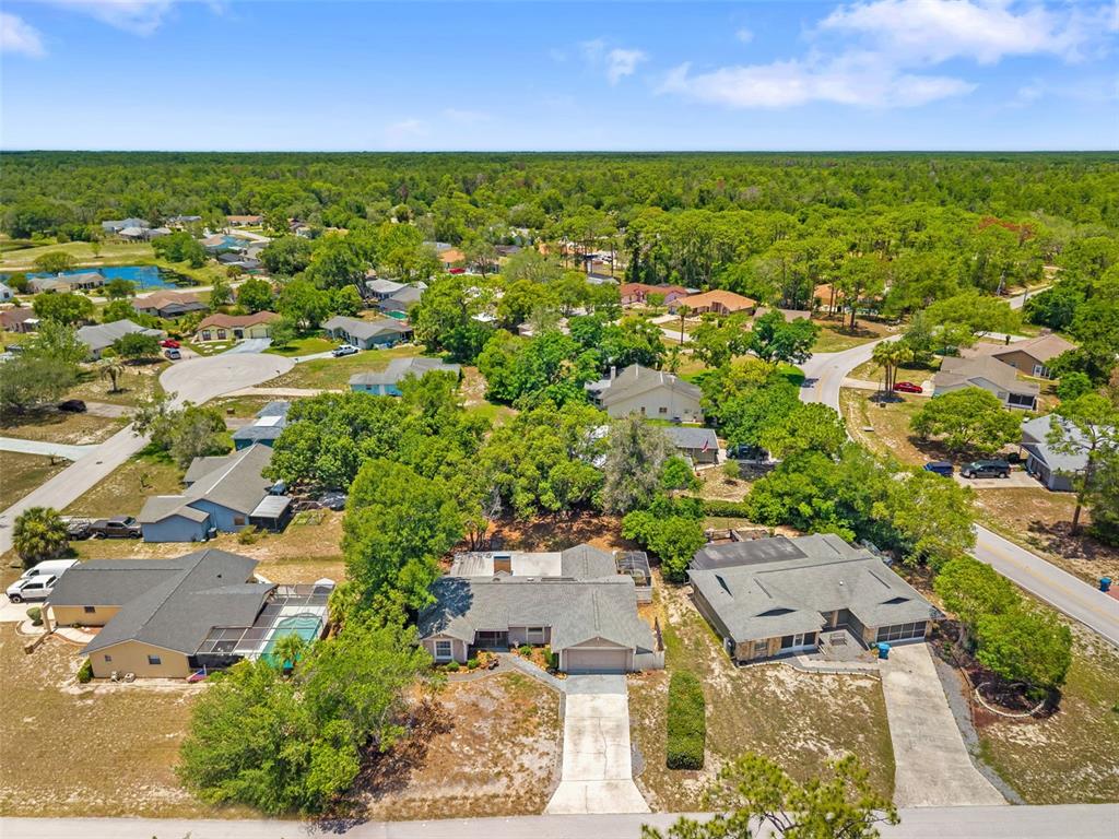 7447 Dundee Way Weeki Wachee, FL 34613 - Photo 33 of 35