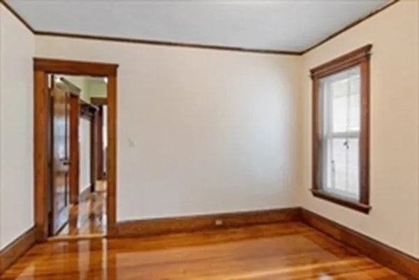 $3,500 | 1049 Broadway, Unit 1, Somerville, MA 02144