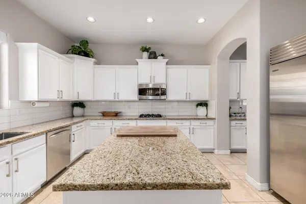 $1,199,000 | 3054 East Kingbird Drive, Gilbert, AZ 85297