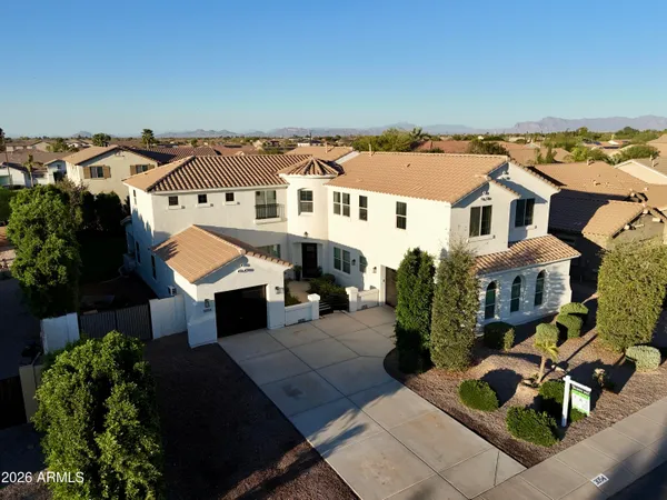 $1,199,000 | 3054 East Kingbird Drive, Gilbert, AZ 85297
