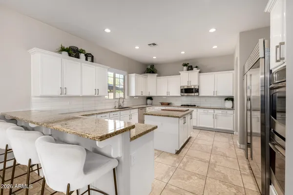 $1,199,000 | 3054 East Kingbird Drive, Gilbert, AZ 85297