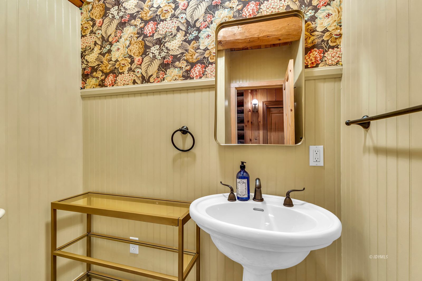 52381 Laurel Trail Idyllwild, CA 92549 - Photo 12 of 58 Bathroom