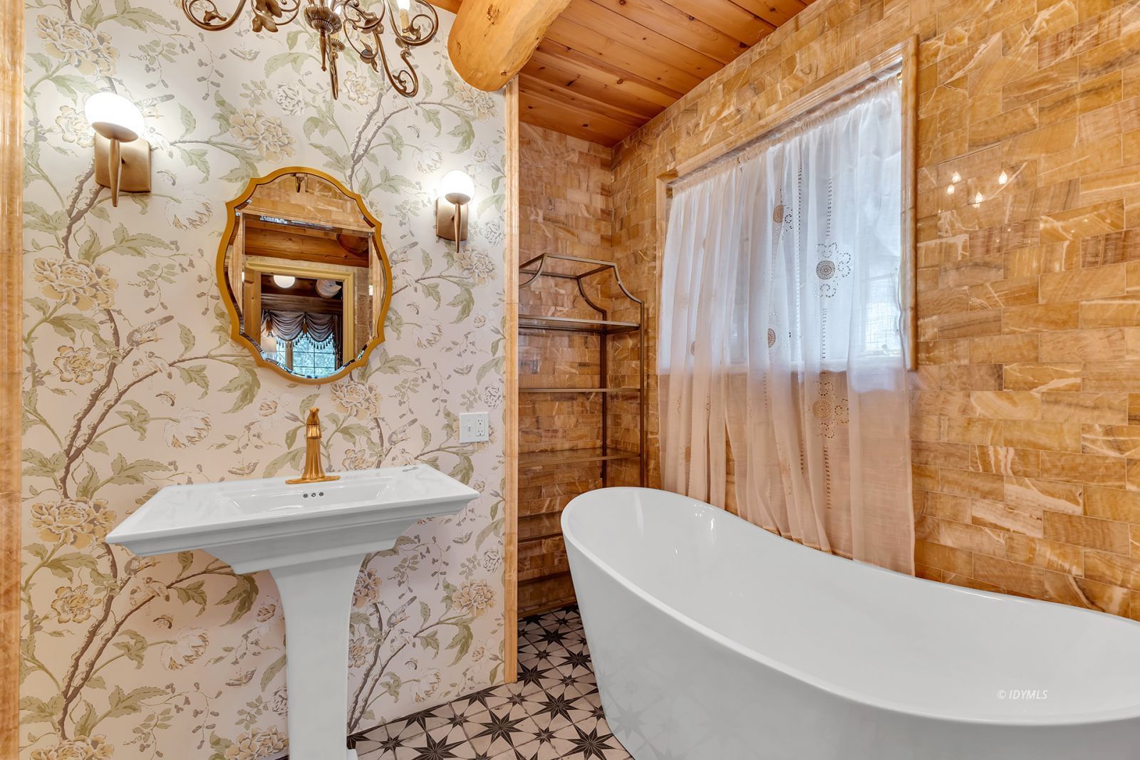 52381 Laurel Trail Idyllwild, CA 92549 - Photo 18 of 58 Primary Bathroom