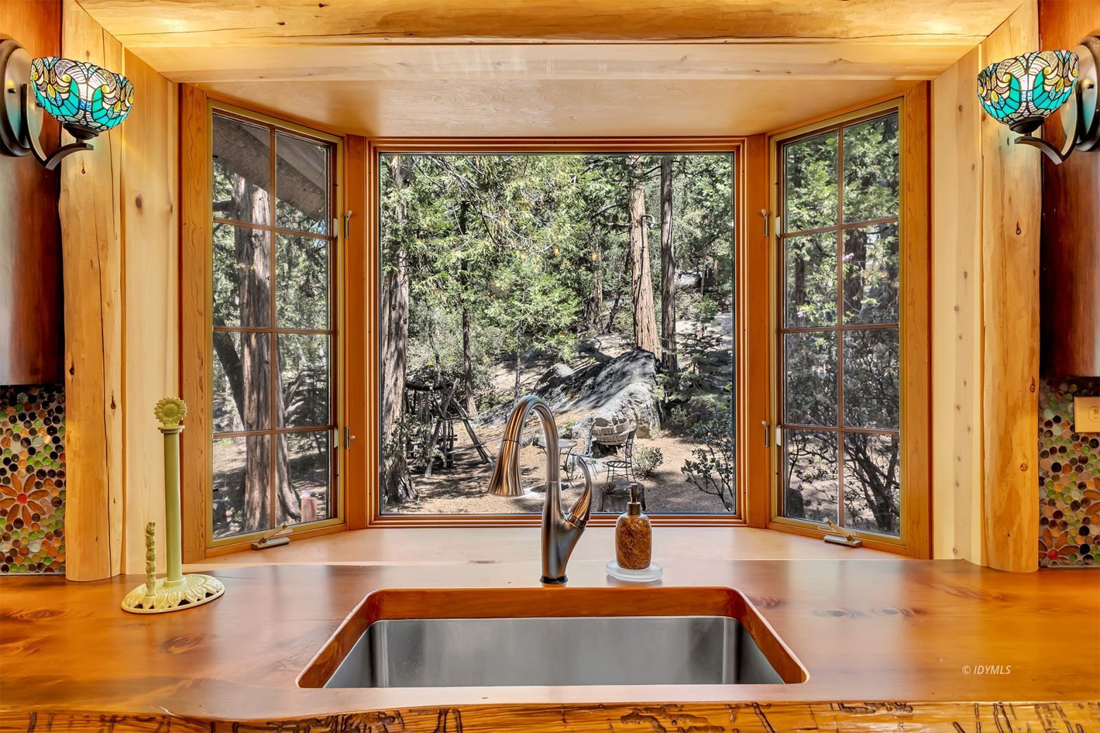 52381 Laurel Trail Idyllwild, CA 92549 - Photo 9 of 58 Kitchen