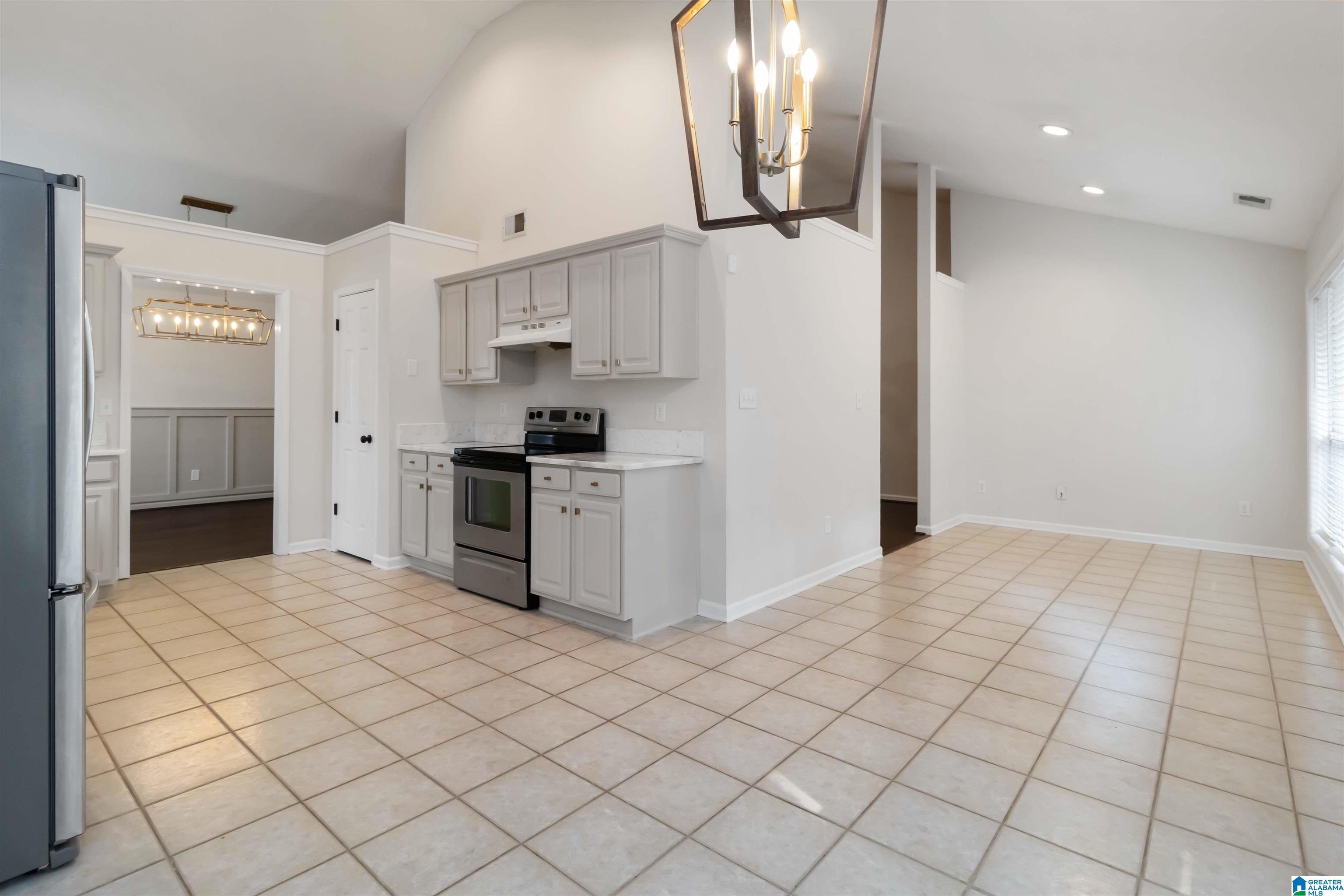 112 Summer Crest Alabaster, AL 35007 - Photo 13 of 30
