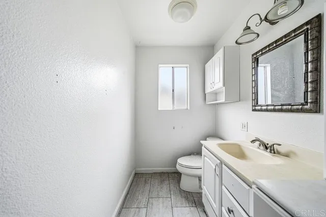 $387,500 | 520 South Anza Street, Unit 42, El Cajon, CA 92020