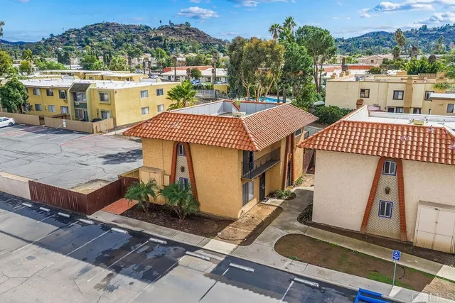 $387,500 | 520 South Anza Street, Unit 42, El Cajon, CA 92020