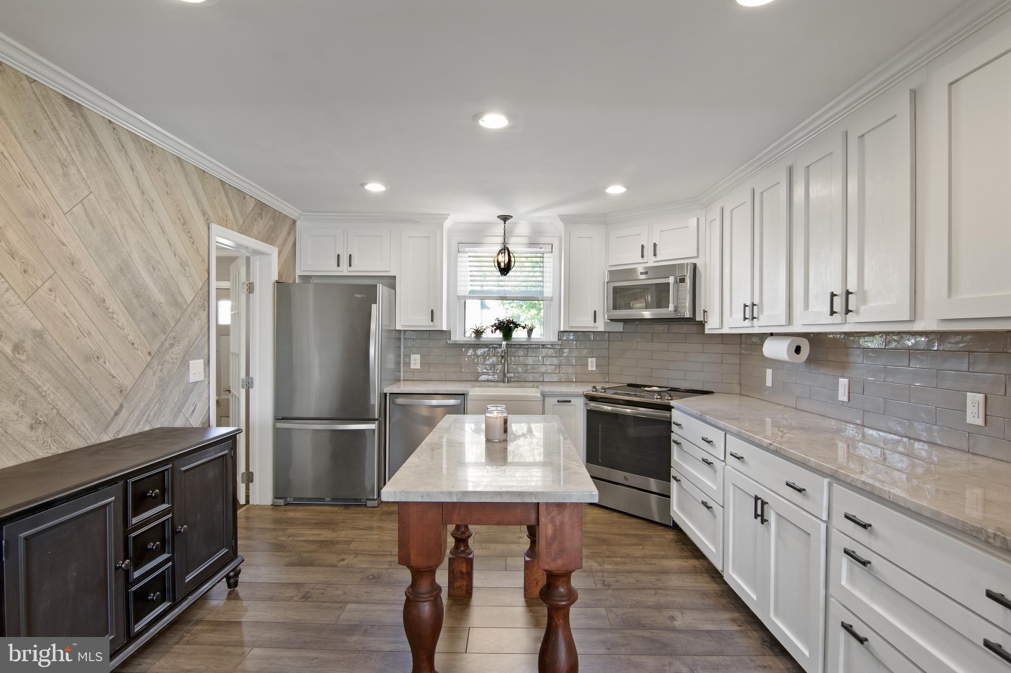 289 Walter Road Chalfont, PA 18914 - Photo 1 of 42 Gallery Image 1