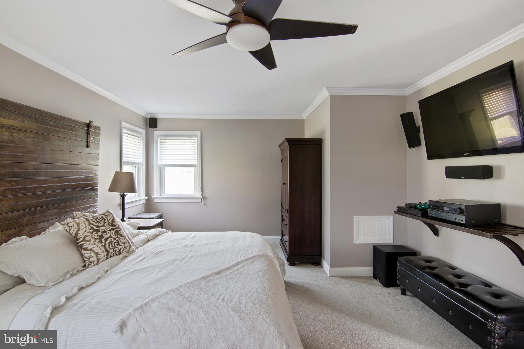 289 Walter Road Chalfont, PA 18914 - Photo 3 of 42 Gallery Image 3