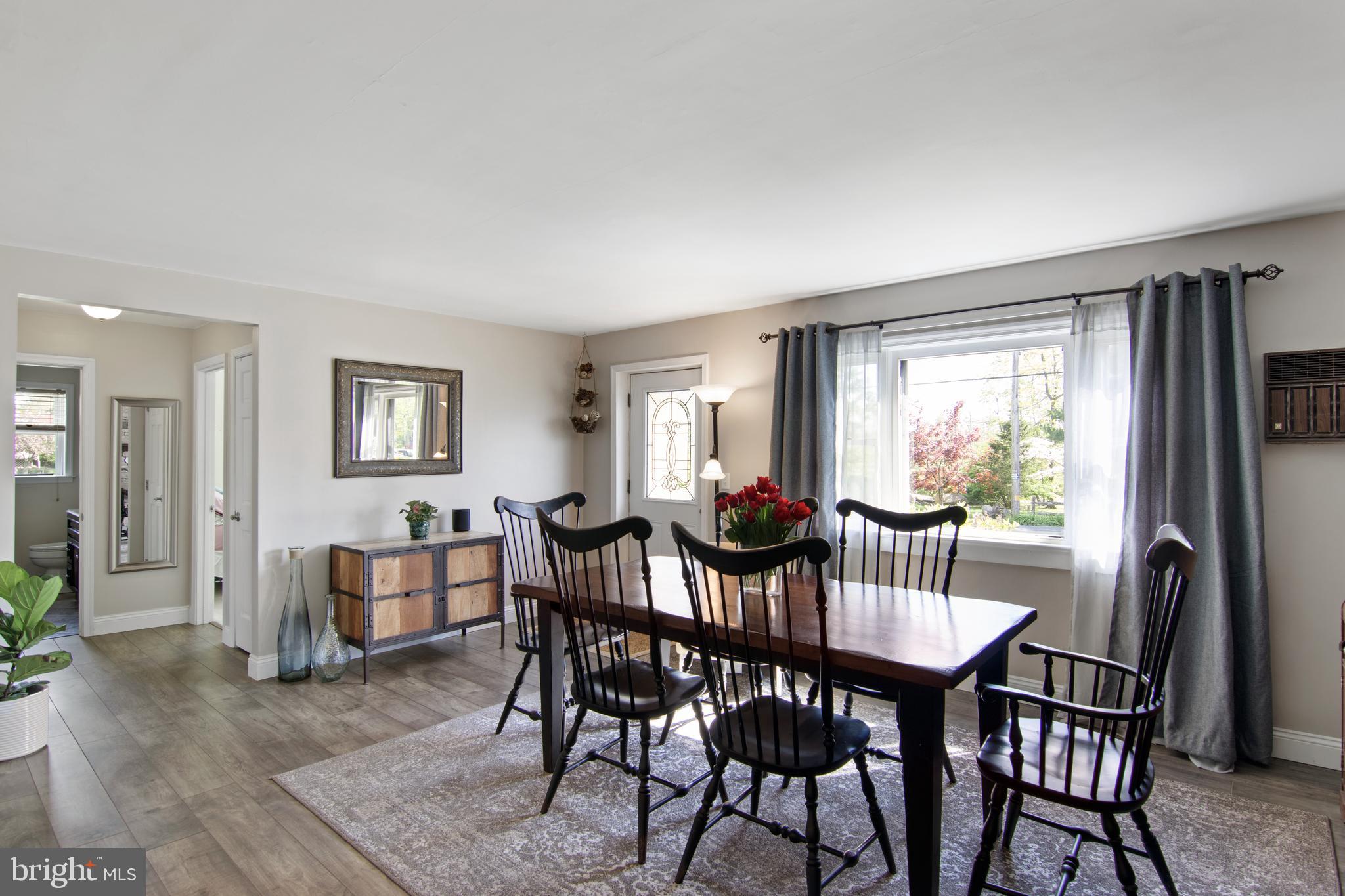 289 Walter Road Chalfont, PA 18914 - Photo 6 of 42 Gallery Image 6