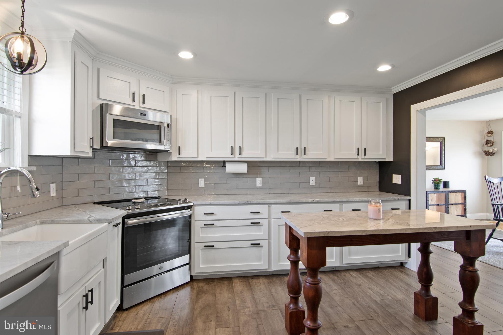 289 Walter Road Chalfont, PA 18914 - Photo 10 of 42 Gallery Image 10
