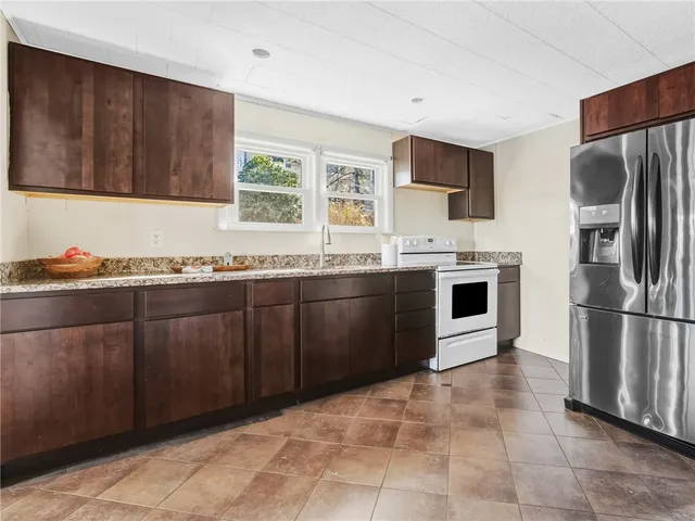 $399,900 | 281 Richardson Road, Coventry, RI 02816