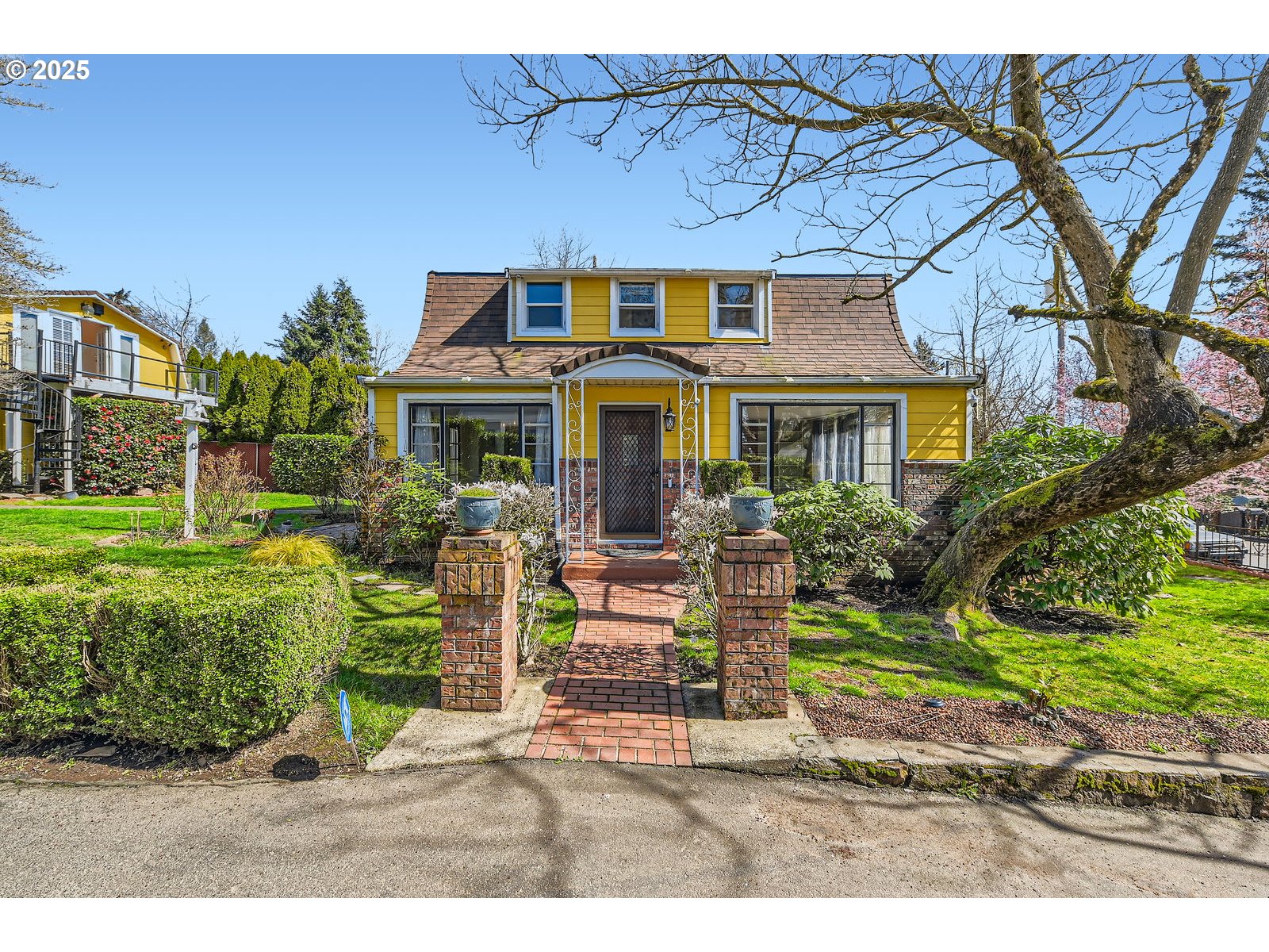 2349 Southwest 6th Avenue Camas, WA 98607 - Photo 1 of 32