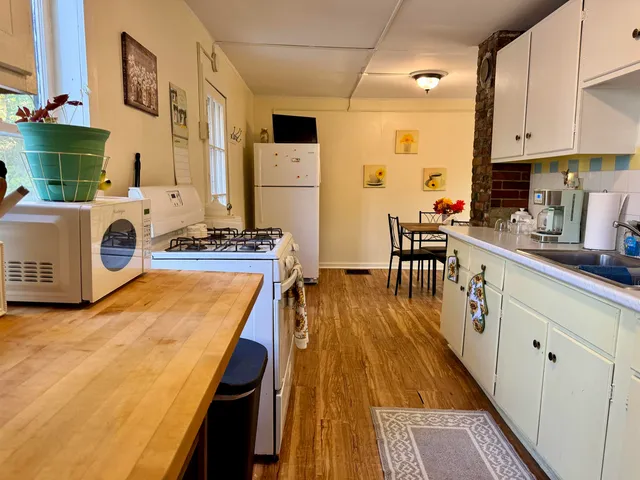 $179,000 | 109 Caledonia Street, St. Johnsbury, VT 05819