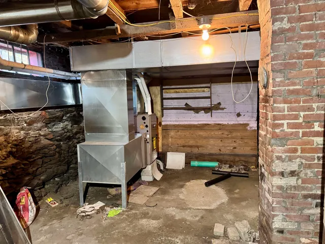 $179,000 | 109 Caledonia Street, St. Johnsbury, VT 05819