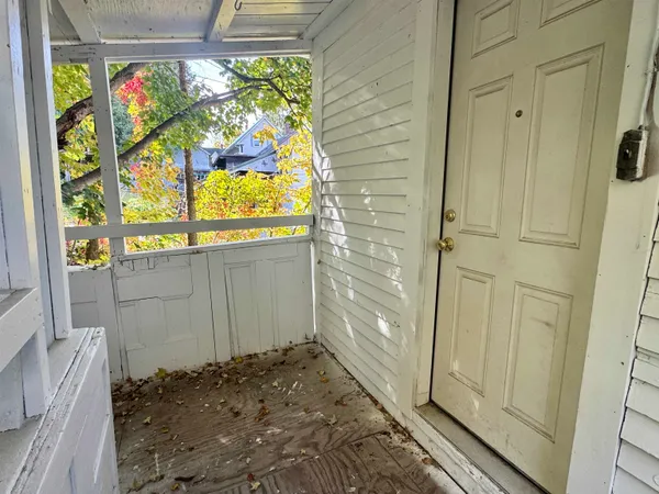 $160,000 | 109 Caledonia Street, St. Johnsbury, VT 05819