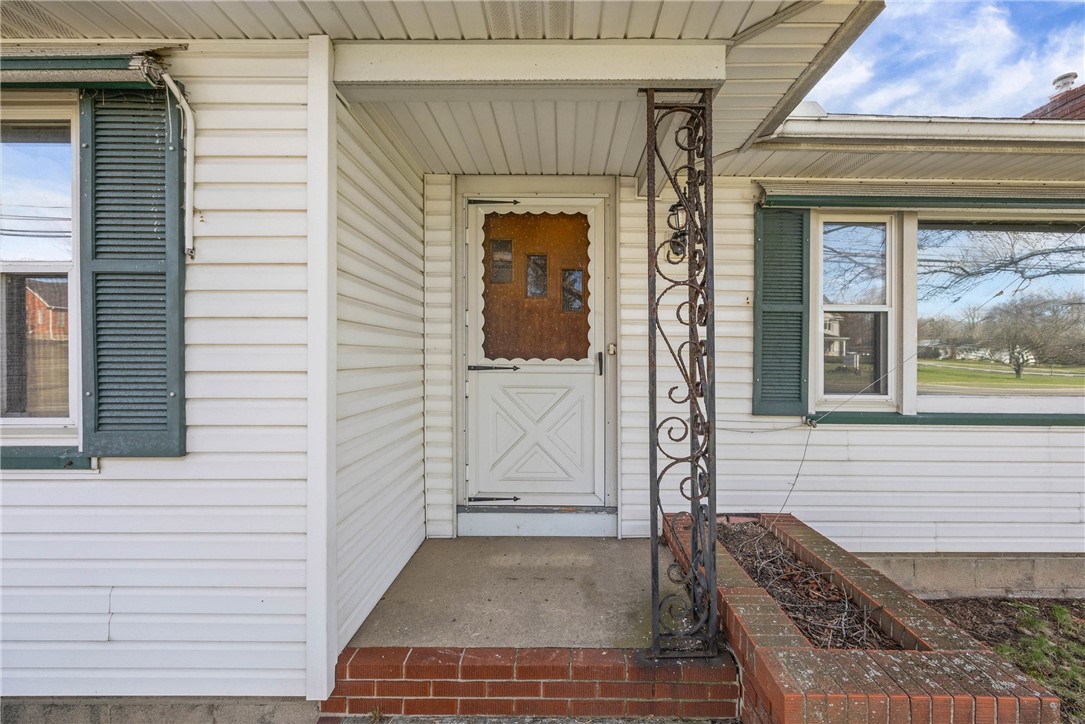 2820 Culver Road Irondequoit, NY 14622 - Photo 3 of 31