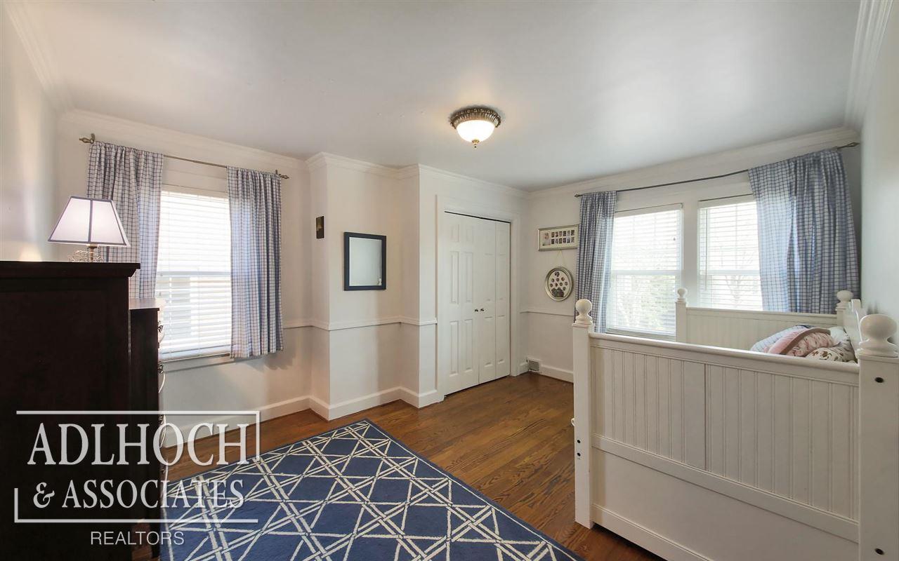 239 McMillan Road Grosse Pointe, MI 48236 - Photo 12 of 20 31289580-11.JPG