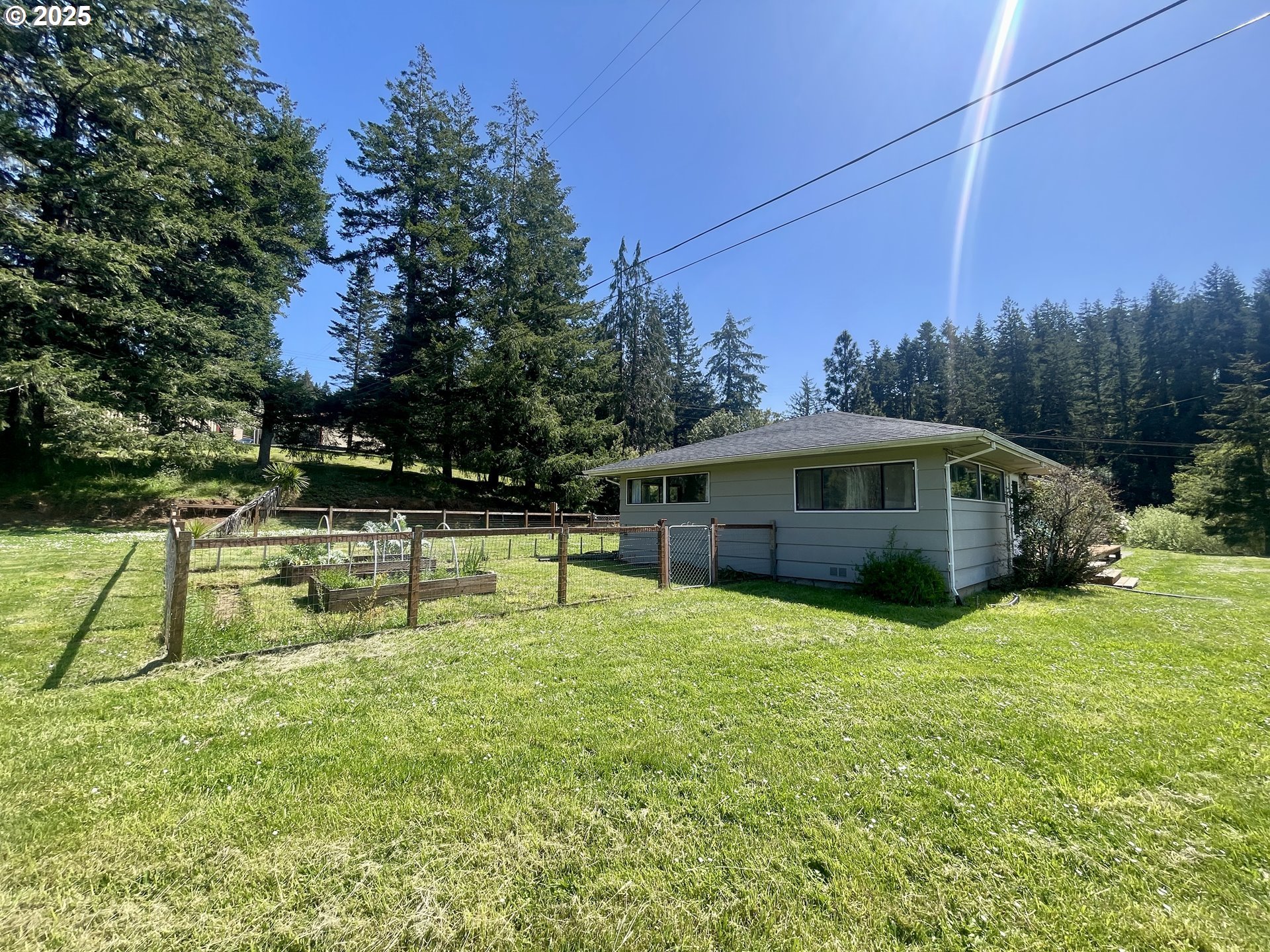 54824 Robinson Road Coquille, OR 97423 - Photo 7 of 42