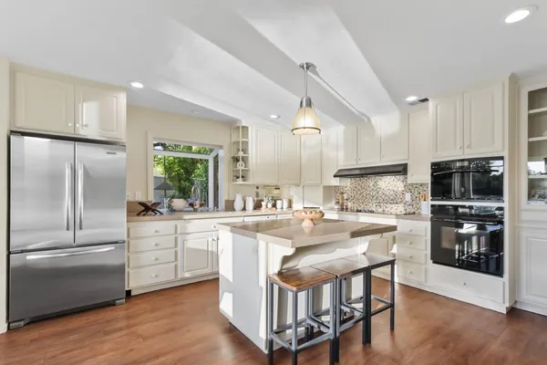 $1,200,000 | 731 Lake Terrace Circle, Davis, CA 95616
