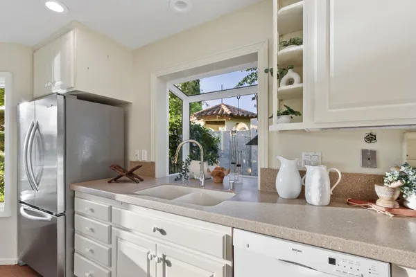 $1,200,000 | 731 Lake Terrace Circle, Davis, CA 95616