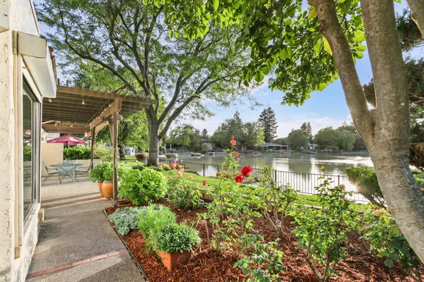 $1,200,000 | 731 Lake Terrace Circle, Davis, CA 95616