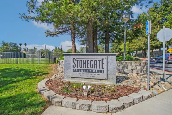 $1,200,000 | 731 Lake Terrace Circle, Davis, CA 95616