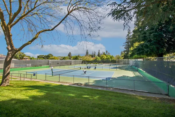 $1,200,000 | 731 Lake Terrace Circle, Davis, CA 95616