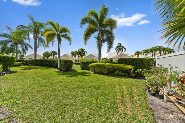 $12,000 | 8319 Horseshoe Bay Road, Boynton Beach, FL 33472