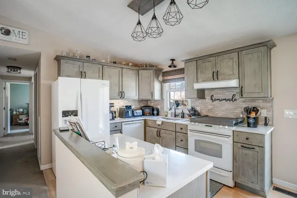$399,900 | 313 Lake Crystalbrook Drive, Little Egg Harbor, NJ 08087
