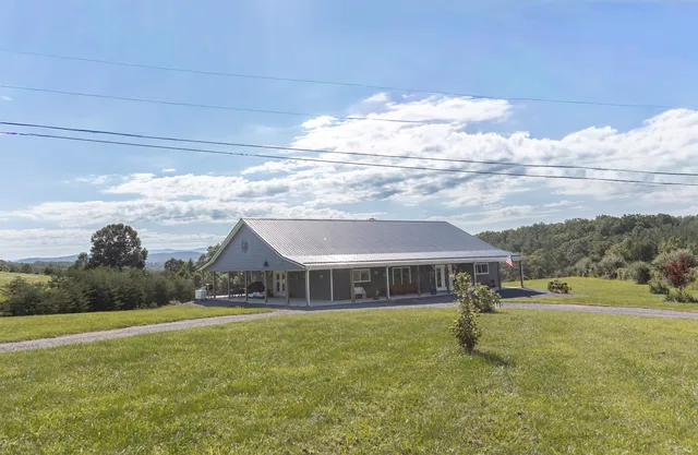 $699,900 | 842 Adair Hl Drive, Rockbridge Baths, VA 24473