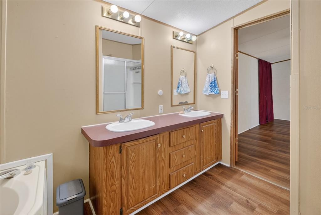 13530 Southwest 87 Street Archer, FL 32618 - Photo 14 of 23