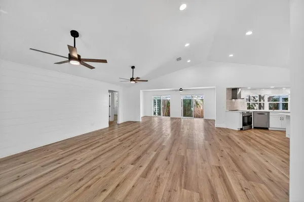 $1,099,000 | 2366 Southeast Country Club Lane, Stuart, FL 34996