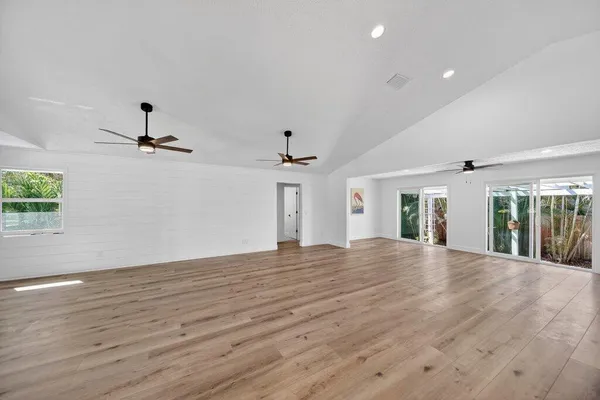 $1,099,000 | 2366 Southeast Country Club Lane, Stuart, FL 34996